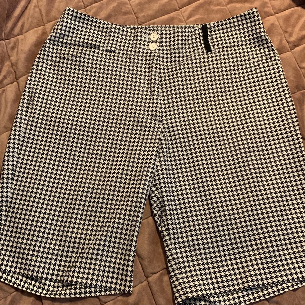 Nike golf shorts size 8